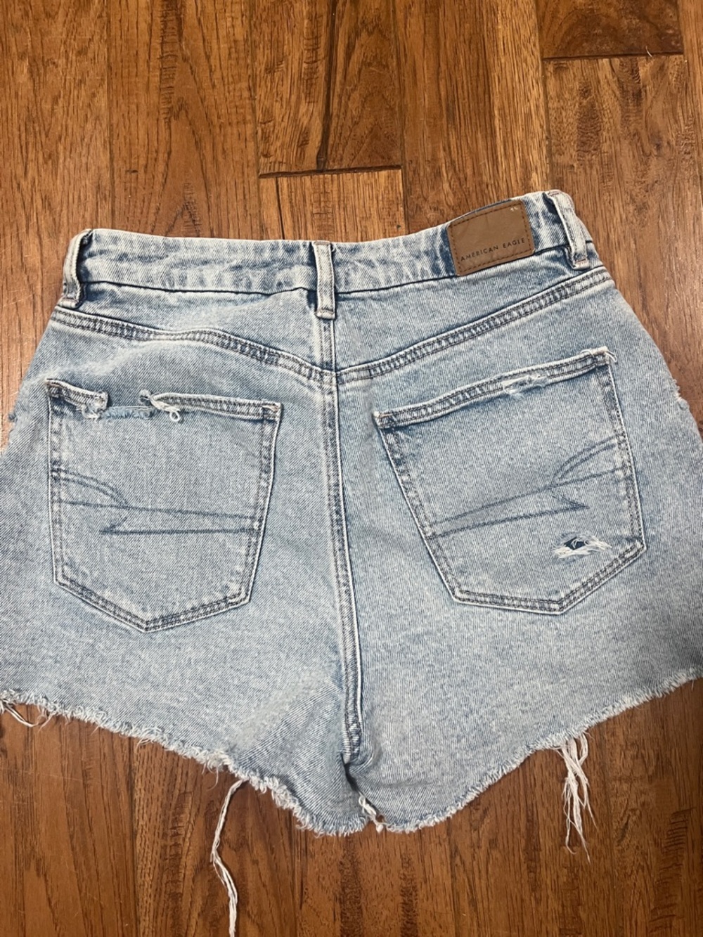 American Eagle Outfitters Light Denim Shorts distressed jeans shorts Sz 4 #933 - Picture 3 of 8